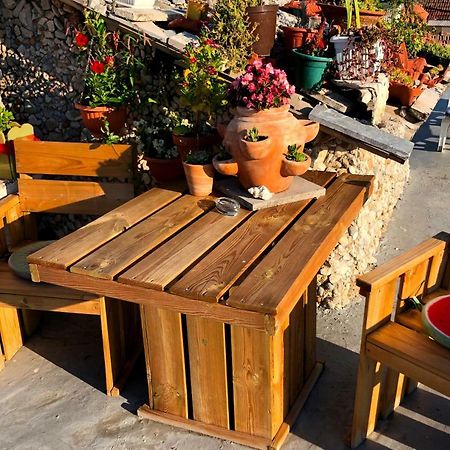 Guest House San Nikola Stari Grad  Esterno foto