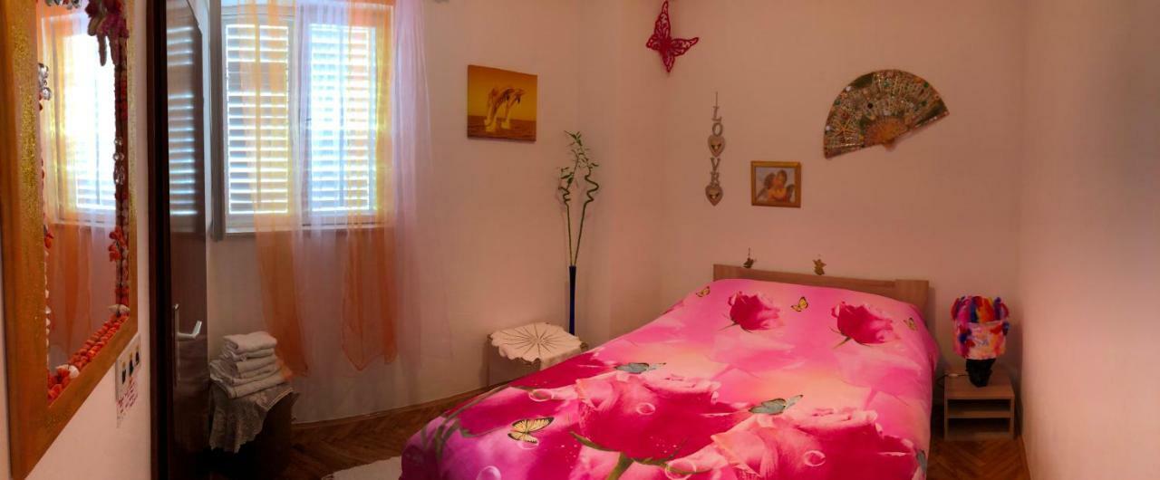 Guest House San Nikola Stari Grad  Esterno foto